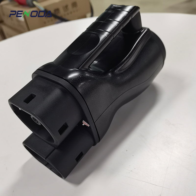 Адаптер для быстрой зарядки PE – обзор и цена Gb/T To Ccs2 200A Fast Charging Adapter